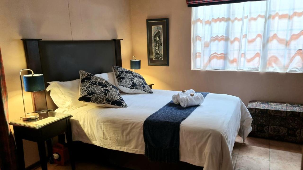 Camelia Guest House Bloemfontein Exterior photo