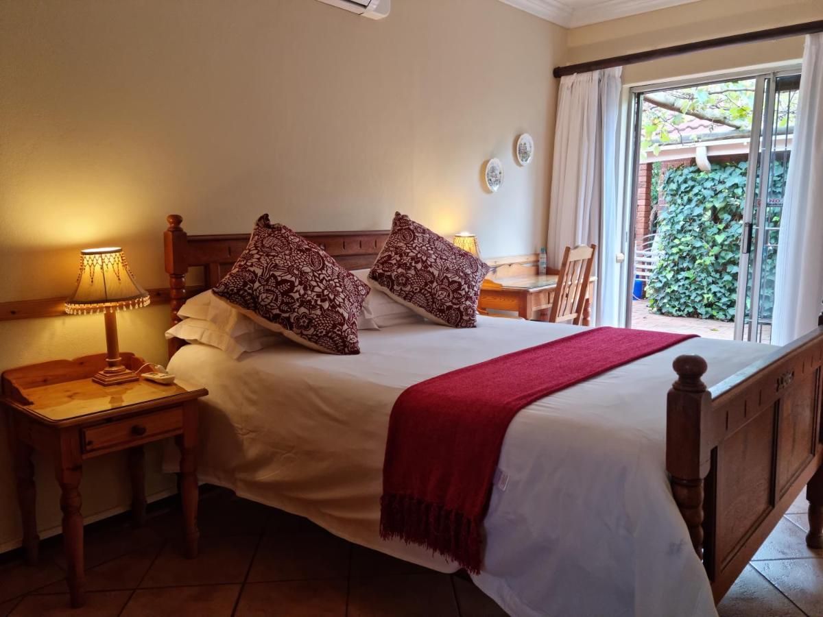 Camelia Guest House Bloemfontein Exterior photo
