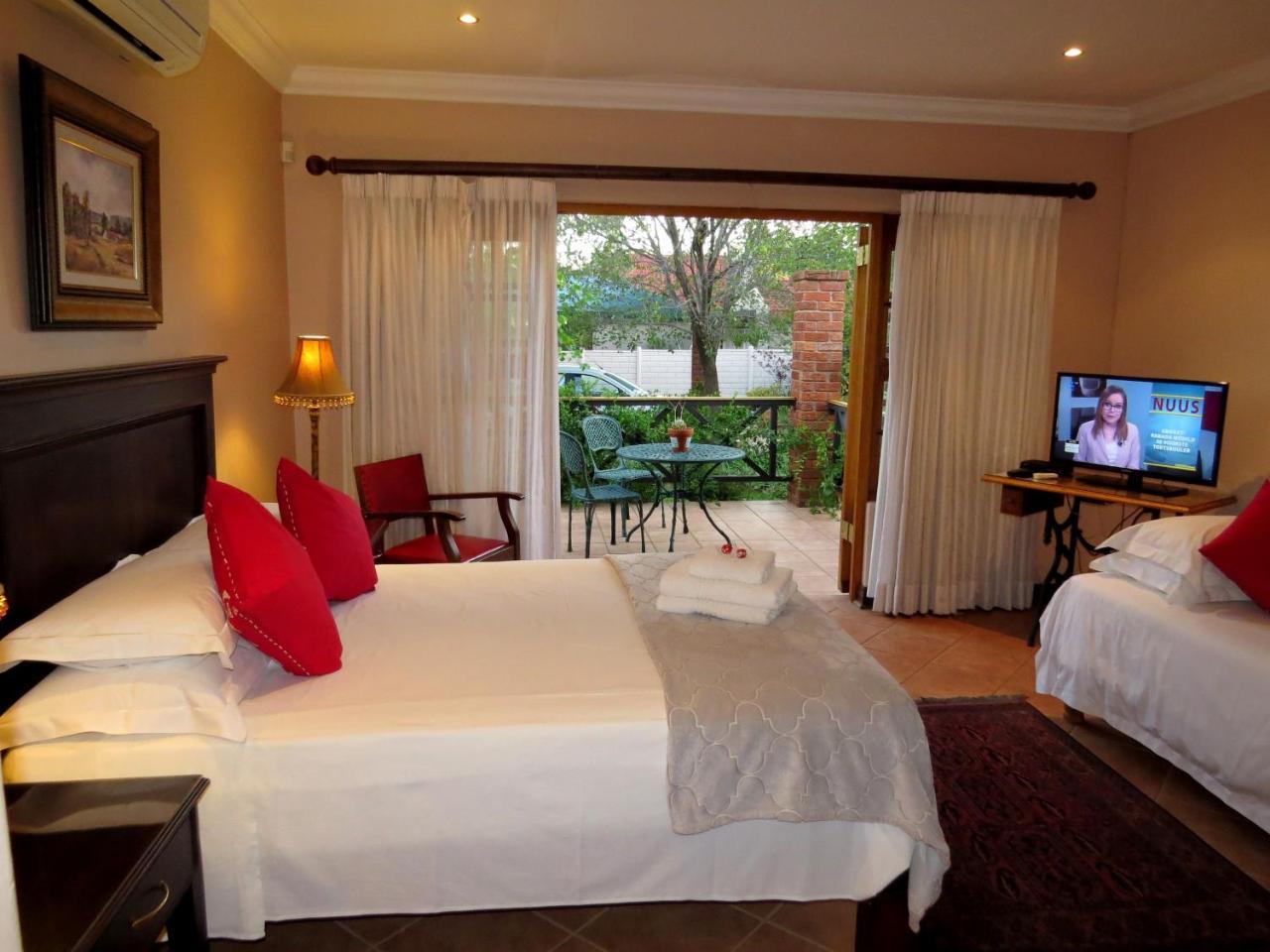 Camelia Guest House Bloemfontein Exterior photo